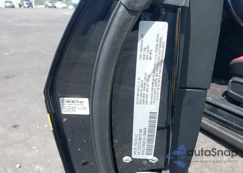 2022 Dodge Challenger R/T Scat Pack Widebody z USA, uszkodzony, nr VIN 2C3CDZFJ3NH151508